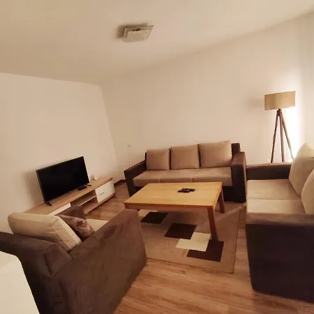 Apartment Apartman Una Pokoj