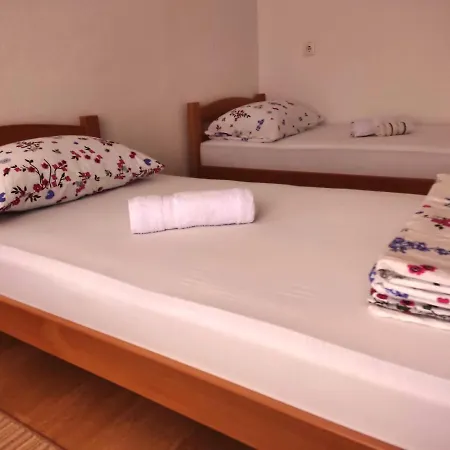 Apartman Una Pokoj Apartment *